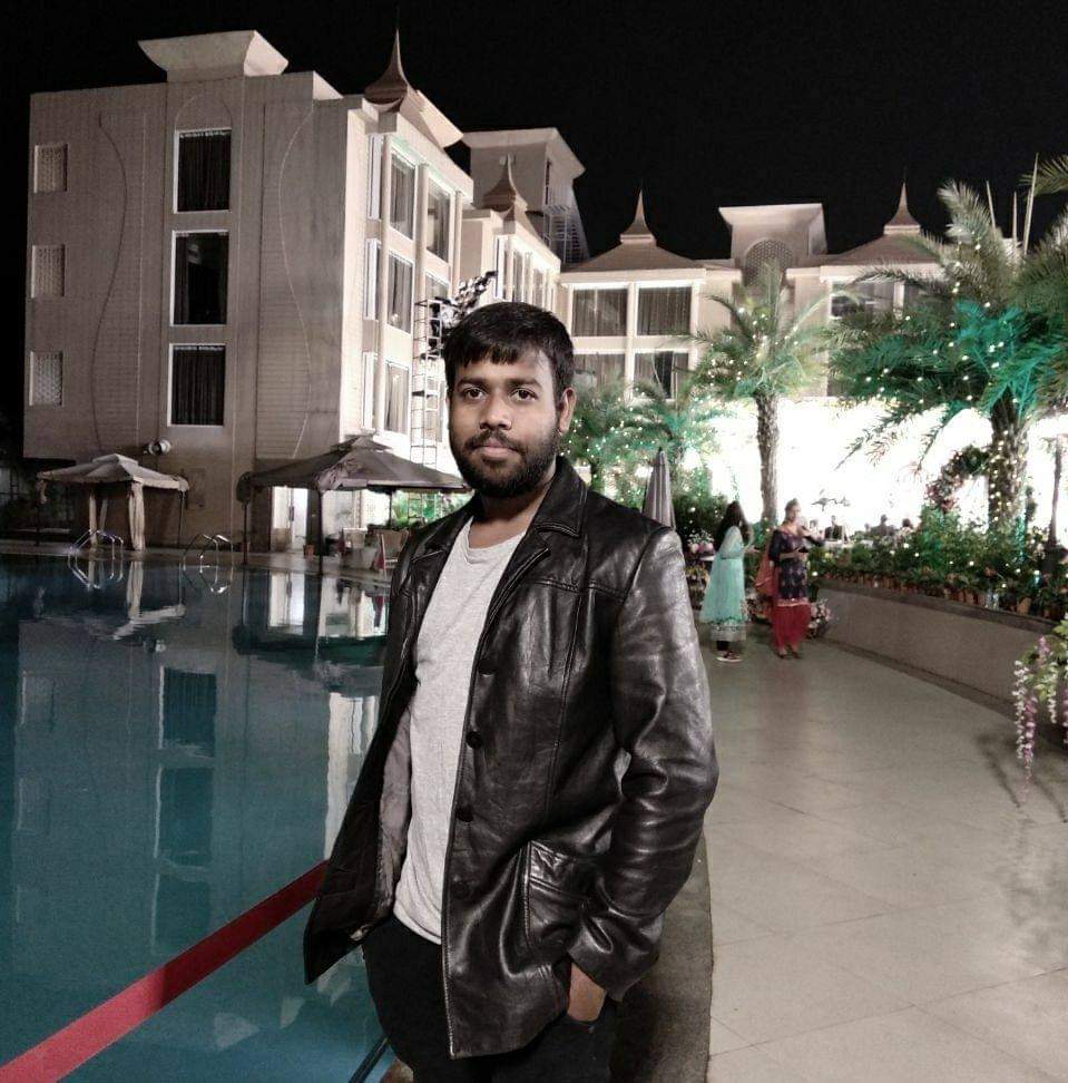 Azad Vishwakarma – Founder & CEO
